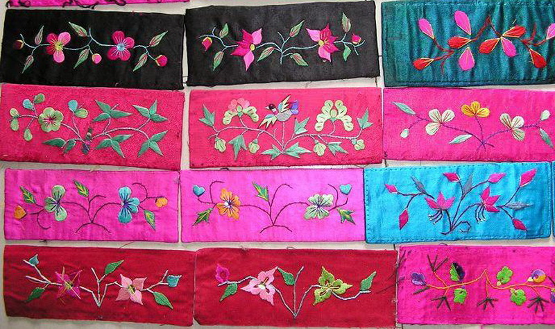 图139 新婚刺绣枕顶